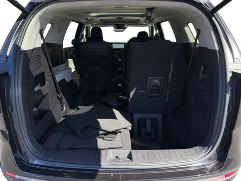 Used 2022 Kia Carnival SX Prestige FWD image 17