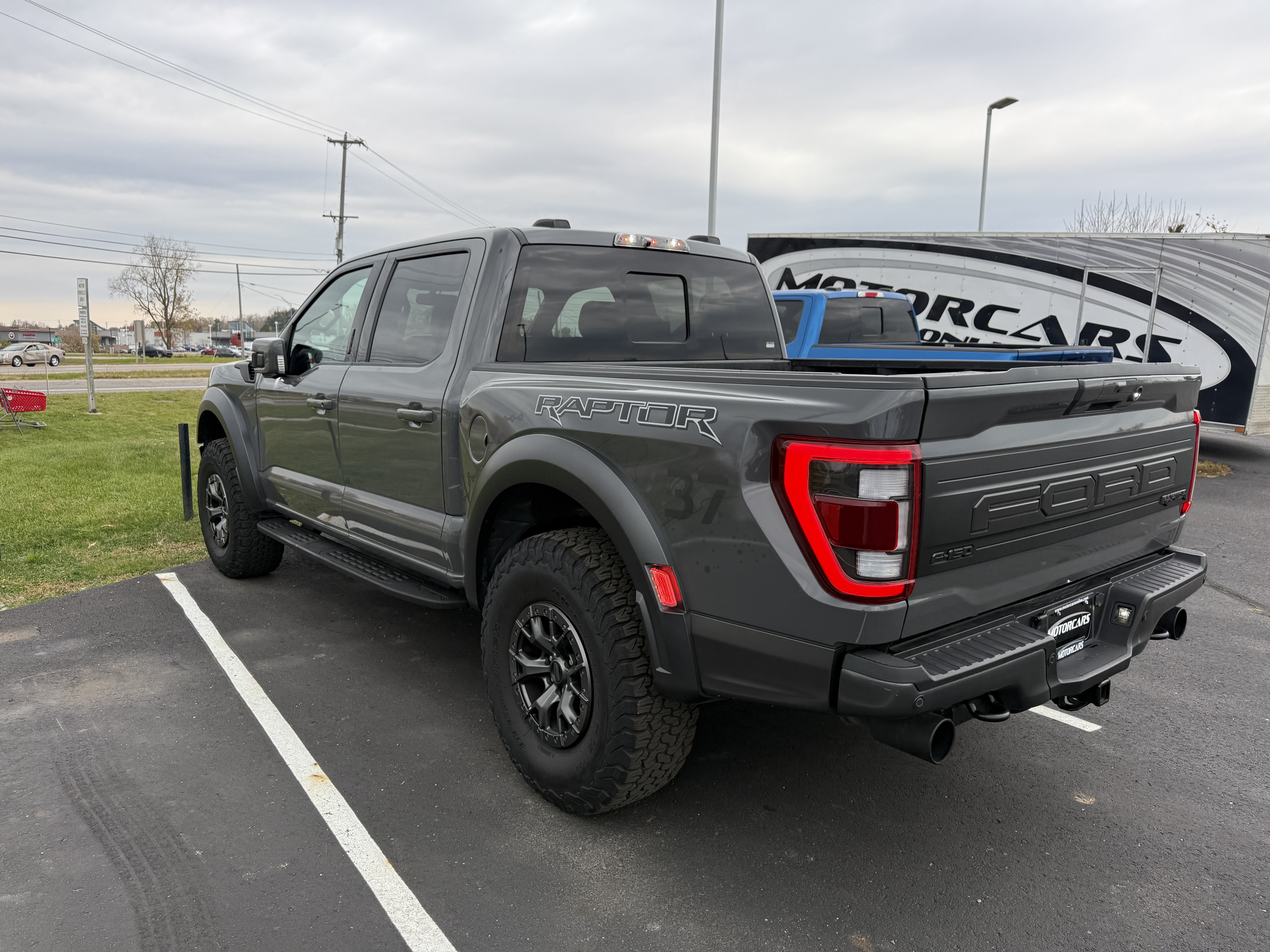 Used 2021 Ford F150 Raptor w/ Raptor 37 Performance Package AWD/4WD image 4