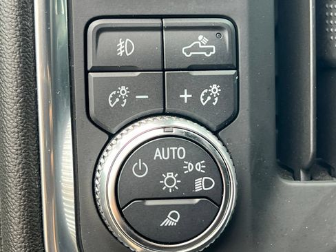 Used 2022 GMC Sierra 1500 AT4 w/ AT4 Preferred Package AWD/4WD image 29