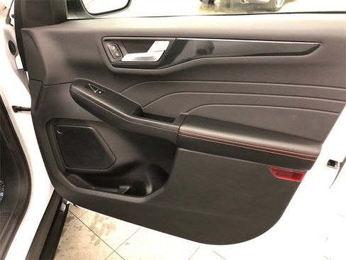 Used 2023 Ford Escape ST-Line w/ Tech Pack #1 image 31