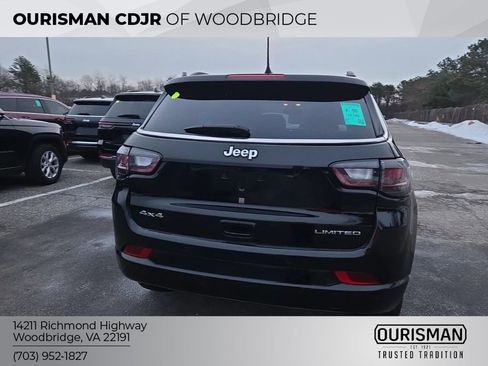 Used 2024 Jeep Compass Limited w/ Elite Group image 5