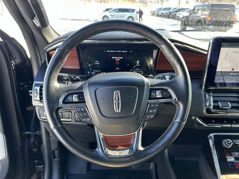 Used 2020 Lincoln Navigator L Reserve w/ Luxury Package image 18