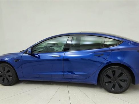 Used 2025 Tesla Model 3 Long Range image 4