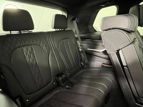 Certified 2024 BMW X7 M60i w/ Executive Package image 22