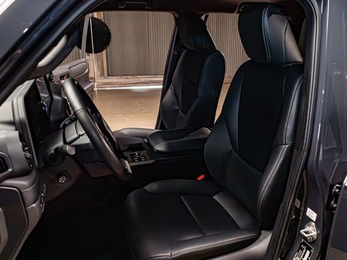 Used 2024 Toyota Land Cruiser image 23