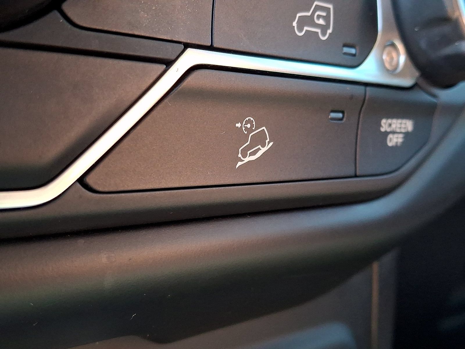 Used 2020 Jeep Wrangler Unlimited Sahara AWD/4WD image 26