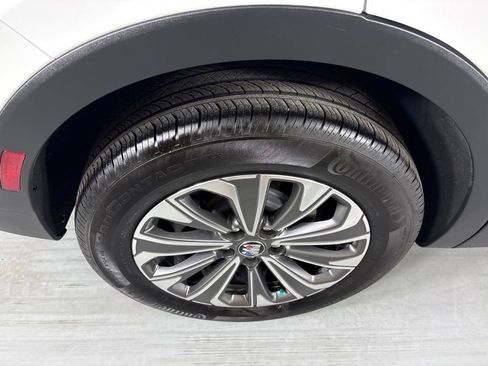 Used 2025 Buick Envision Preferred AWD/4WD image 12