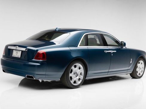 Used 2010 Rolls-Royce Ghost image 11