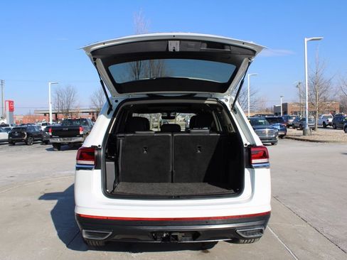 Used 2022 Volkswagen Atlas SE image 11