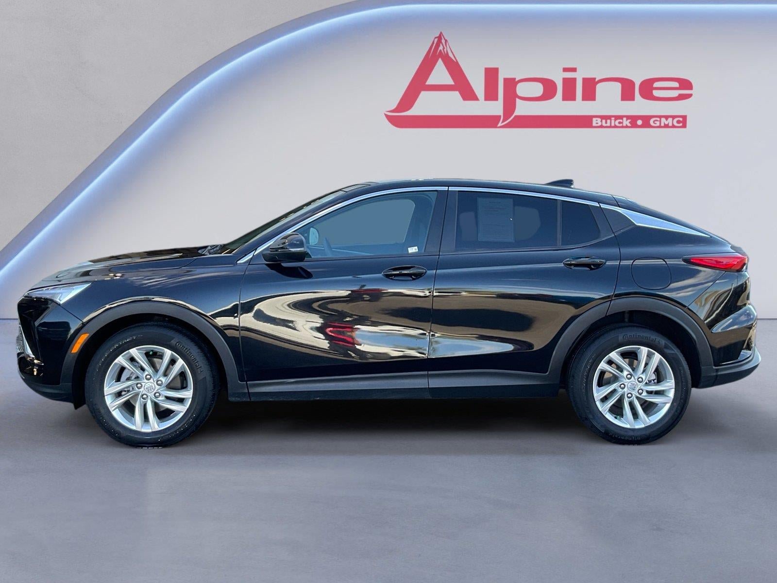 Used 2026 Buick Envista Preferred FWD image 2