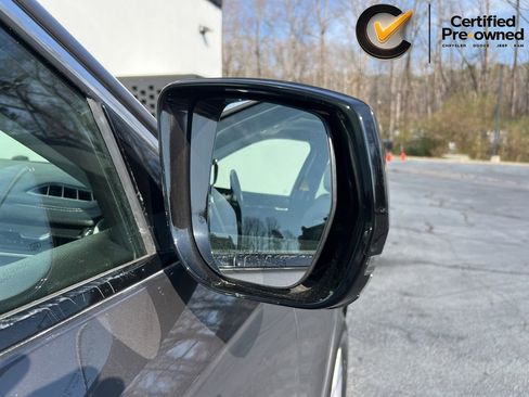 Certified 2021 Jeep Grand Cherokee L Limited AWD/4WD image 32