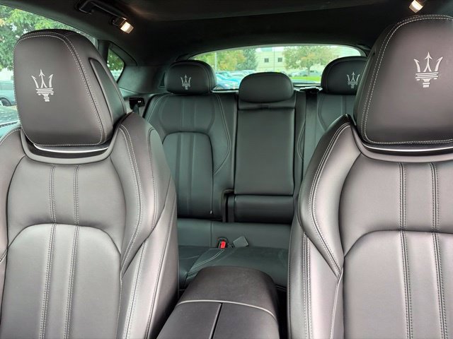 Used 2017 Maserati Levante w/ Sport Package AWD/4WD image 12