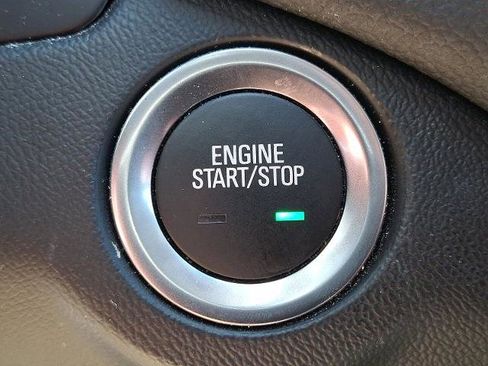 Certified 2023 Chevrolet Equinox LT AWD/4WD image 26
