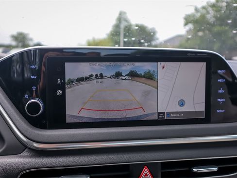 Used 2023 Hyundai Sonata SEL image 16