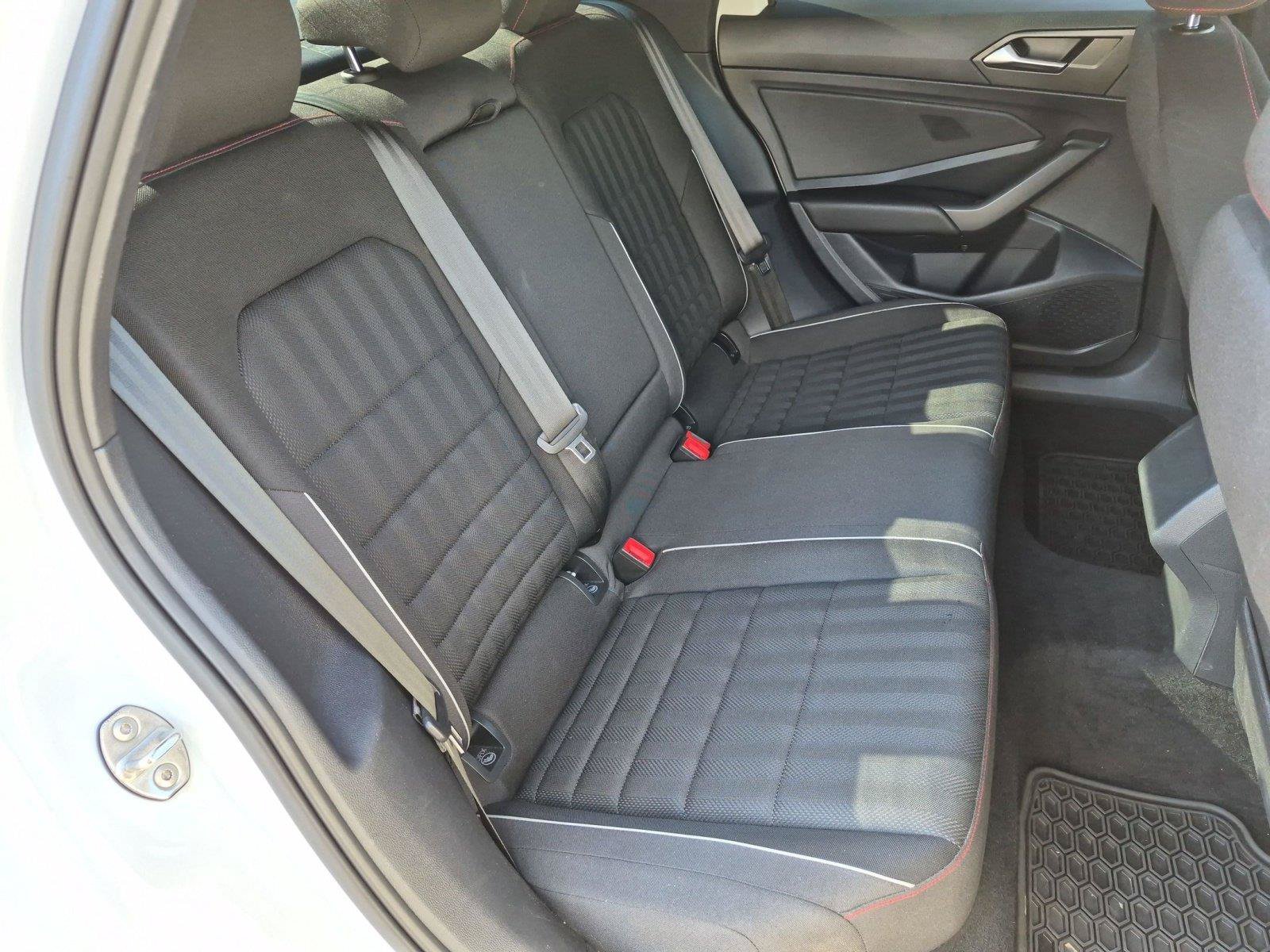Used 2019 Volkswagen Jetta GLI FWD image 14