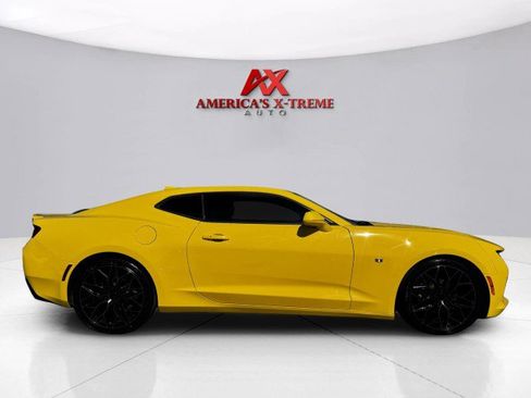 Used 2016 Chevrolet Camaro LT w/ RS Package image 6