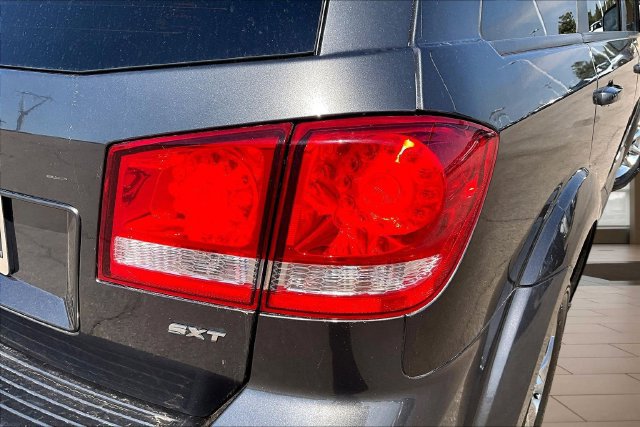 Used 2017 Dodge Journey SXT w/ Premium Group AWD/4WD image 28