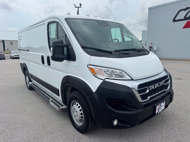 Used 2025 RAM ProMaster 2500 w/ U-Haul Equipment Group FWD image 7