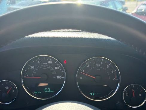 Used 2013 Jeep Wrangler Sport AWD/4WD image 18