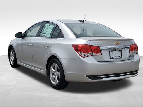 Used 2015 Chevrolet Cruze LT FWD image 4