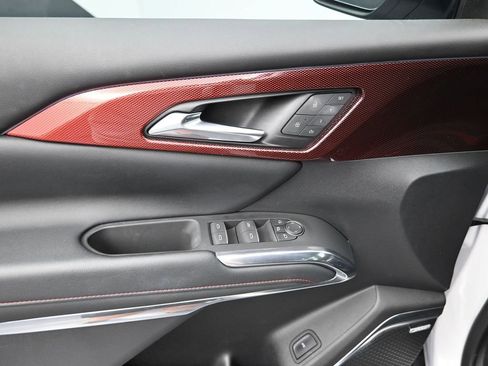 Certified 2024 Chevrolet Traverse RS w/ LPO, Floor Liner Package image 12