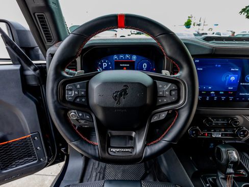 Used 2025 Ford Bronco Raptor AWD/4WD image 18