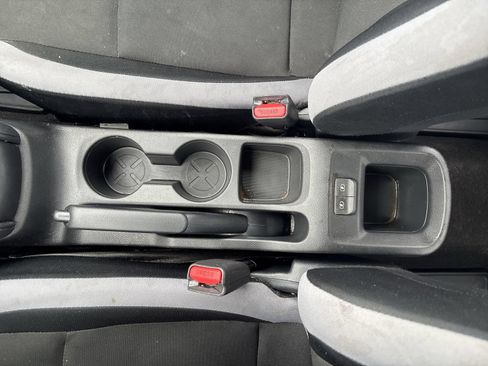 Used 2025 Nissan Versa S w/ Trunk Package FWD image 20