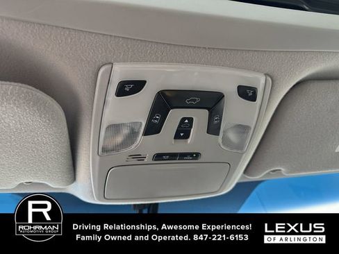 Used 2013 Toyota Sienna XLE image 10