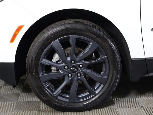 Used 2024 Chevrolet Equinox RS AWD/4WD image 22