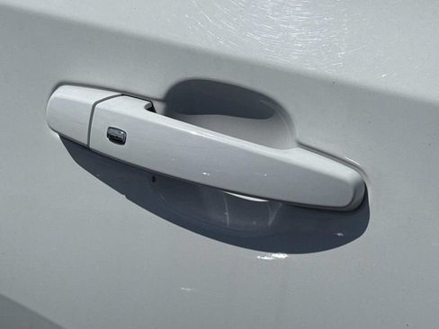 Used 2021 GMC Terrain SLE w/ Elevation Edition FWD image 15