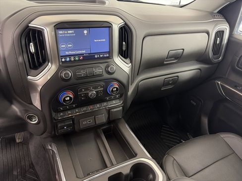 Used 2021 Chevrolet Silverado 1500 LTZ w/ LTZ Premium Package AWD/4WD image 4