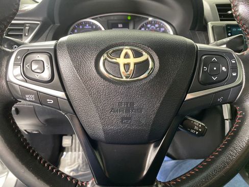 Used 2015 Toyota Camry SE image 13