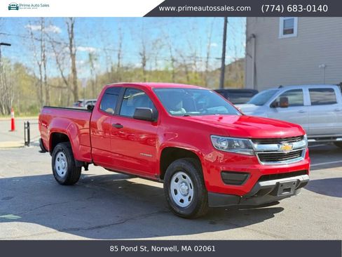 Used 2018 Chevrolet Colorado W/T AWD/4WD image 3