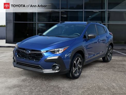 Used 2025 Subaru Crosstrek 2.0i Premium image 7
