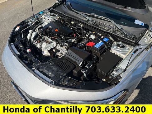 Used 2024 Honda Civic Sport image 35