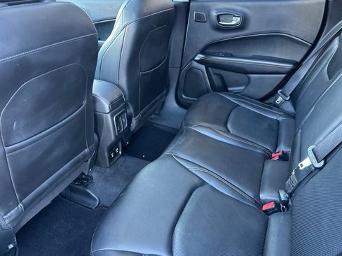 Used 2018 Jeep Compass Limited w/ Navigation Group image 14