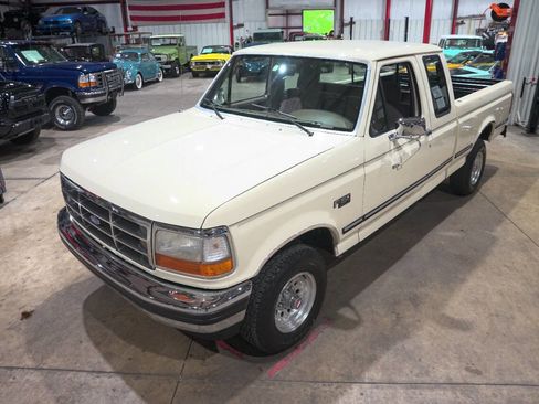 Used 1993 Ford F150 XL AWD/4WD image 15
