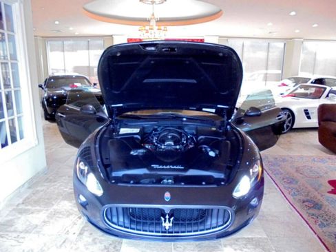Used 2009 Maserati GranTurismo S RWD image 23
