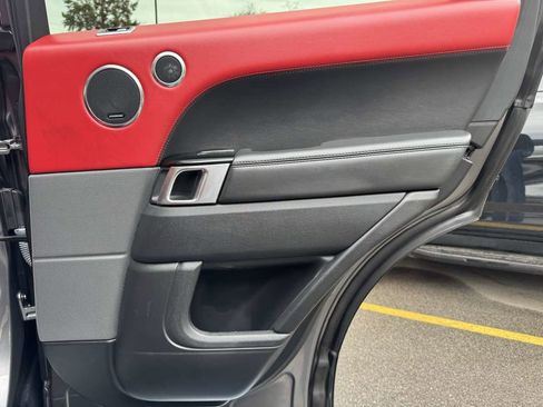 Used 2019 Land Rover Range Rover Sport Supercharged image 41