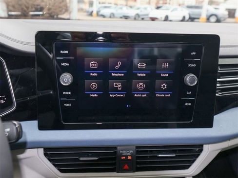 New 2026 Volkswagen Jetta SE image 18