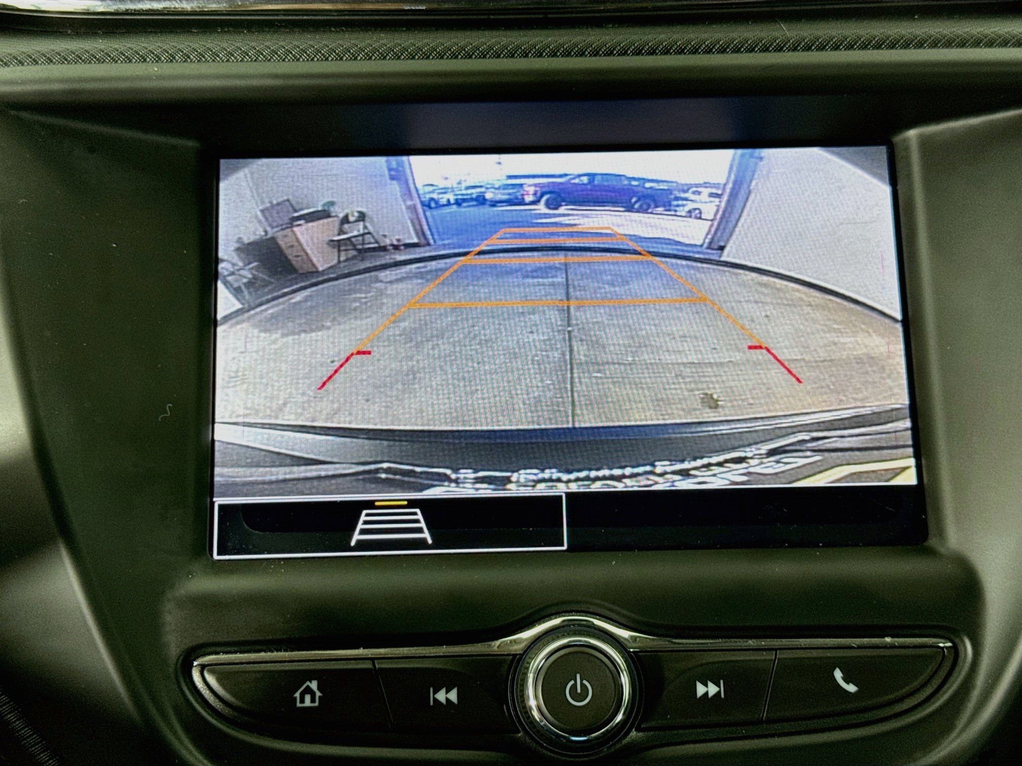 Used 2023 Chevrolet TrailBlazer LS FWD image 15