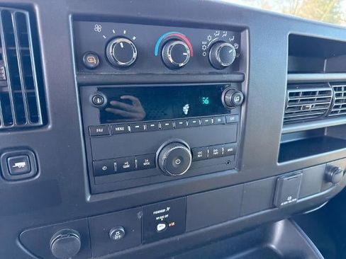 Certified 2023 GMC Savana 2500 Base w/ Driver Convenience Package image 13