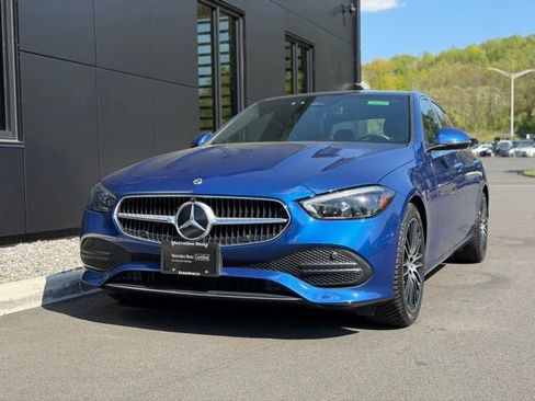Used 2022 Mercedes-Benz C 300 4MATIC Sedan image 4