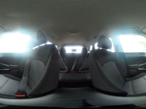 Used 2025 Kia Soul LX w/ LX Technology Package image 42