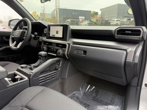 Certified 2025 Toyota 4Runner SR5 image 20