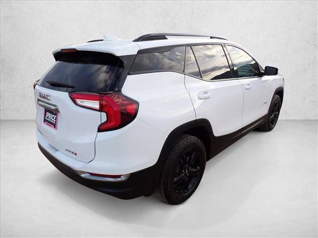 Used 2023 GMC Terrain AT4 AWD/4WD image 4