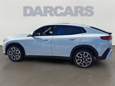 Used 2026 BMW X2 xDrive28i w/ Technology Package image 4