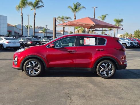 Used 2021 Kia Sportage EX FWD image 9