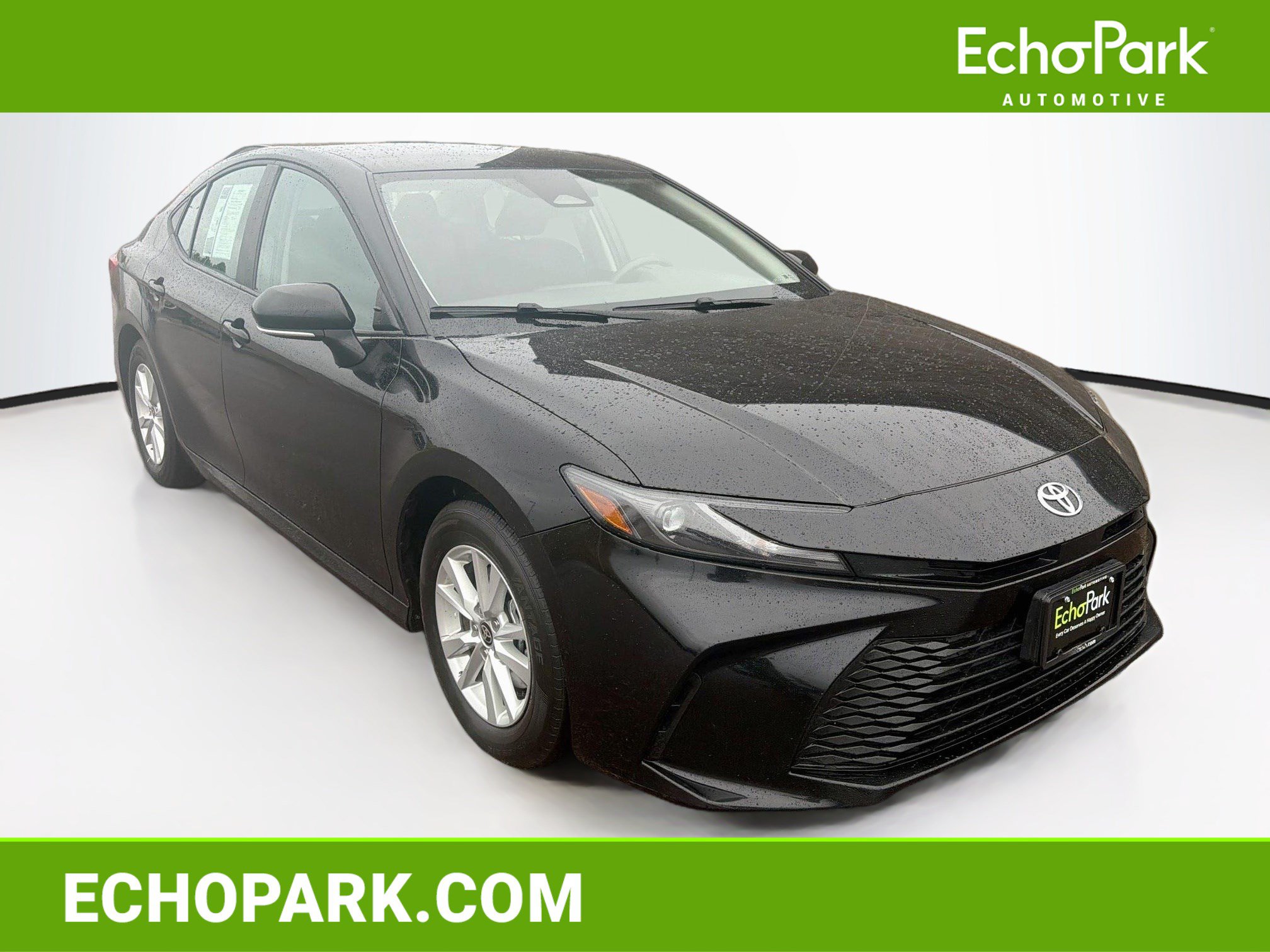 Used 2025 Toyota Camry LE FWD image 1