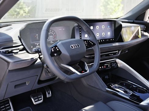 New 2026 Audi SQ5 Premium Plus AWD/4WD image 15